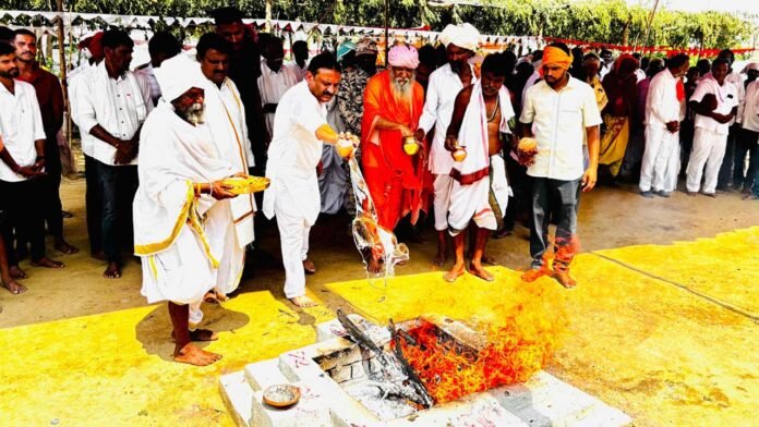 Mla-Laxmi-Kantha-rao Sevalal Maharaj