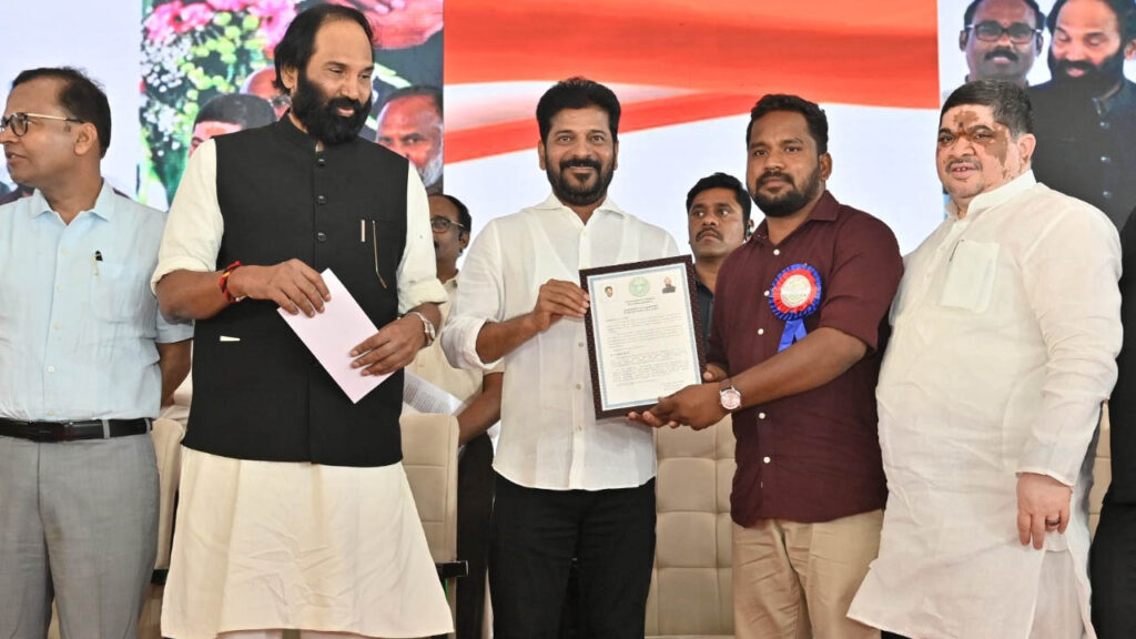 Irrigation Department | నీటి పారుదల ప్రాజెక్టుల నిర్మాణంలో భాగస్వాములవ్వాలి.. సీఎం రేవంత్​