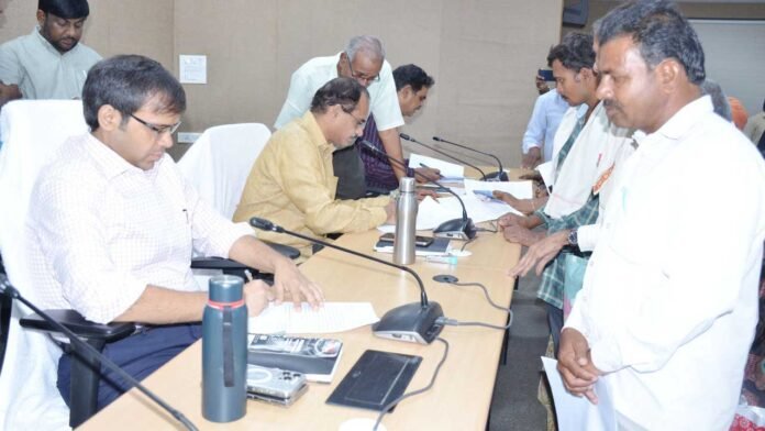 prajavani Prajavani | ప్రజావాణికి ప్రాధాన్యతనివ్వాలి