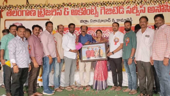 sanmanam Yellareddy